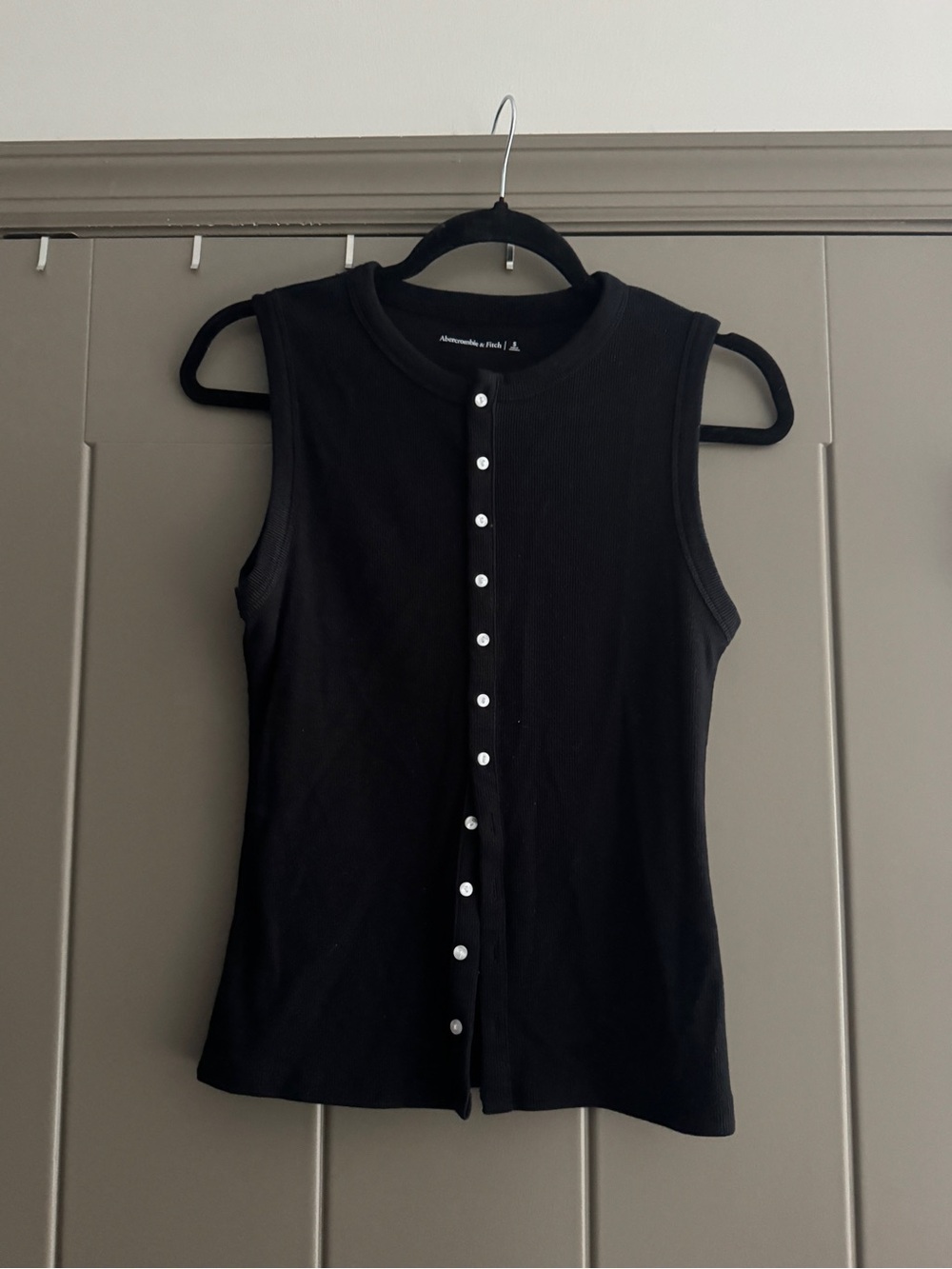 Abercrombie & Fitch Black Ribbed Button-Front Tank, Size Small
